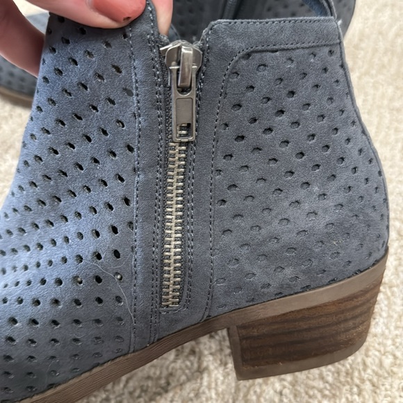 Pretty denim blue booties. Zippers on both sides 1-1/2” heel. - Picture 4 of 6